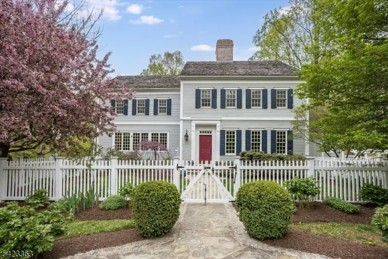 12 Red Oak Row, Chester, NJ 07930 - #1