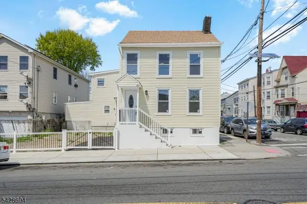 171 20th Ave, Paterson City, NJ 07501