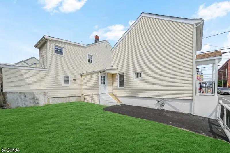 171 20th Ave, Paterson, NJ 07501 - #2