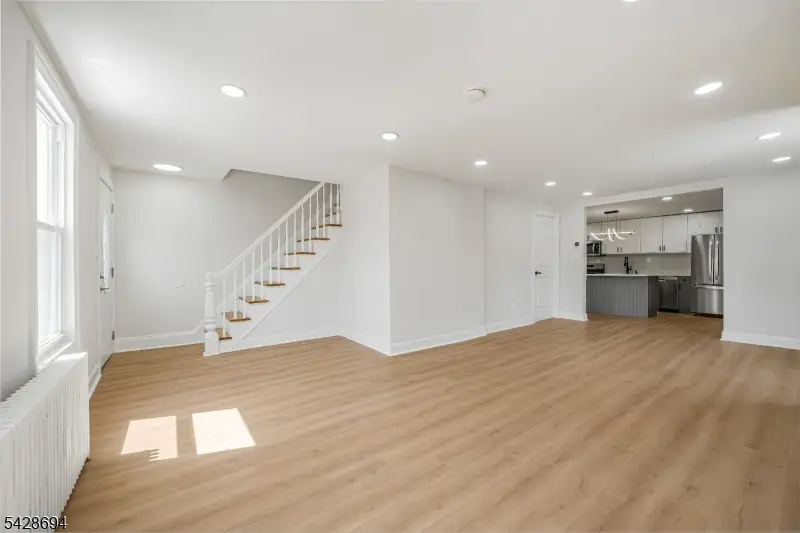 171 20th Ave, Paterson, NJ 07501 - #3