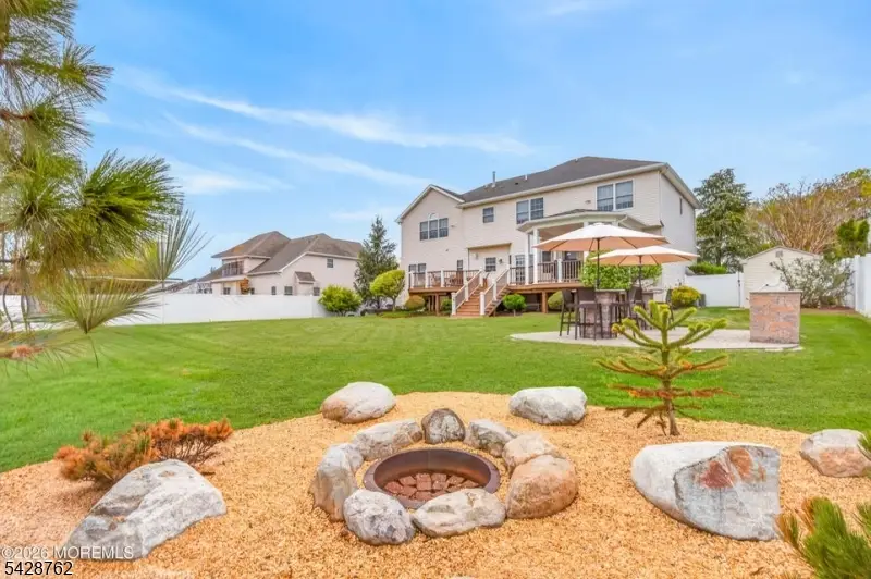5 Selma Ln, Hazlet, NJ 07730 - #3