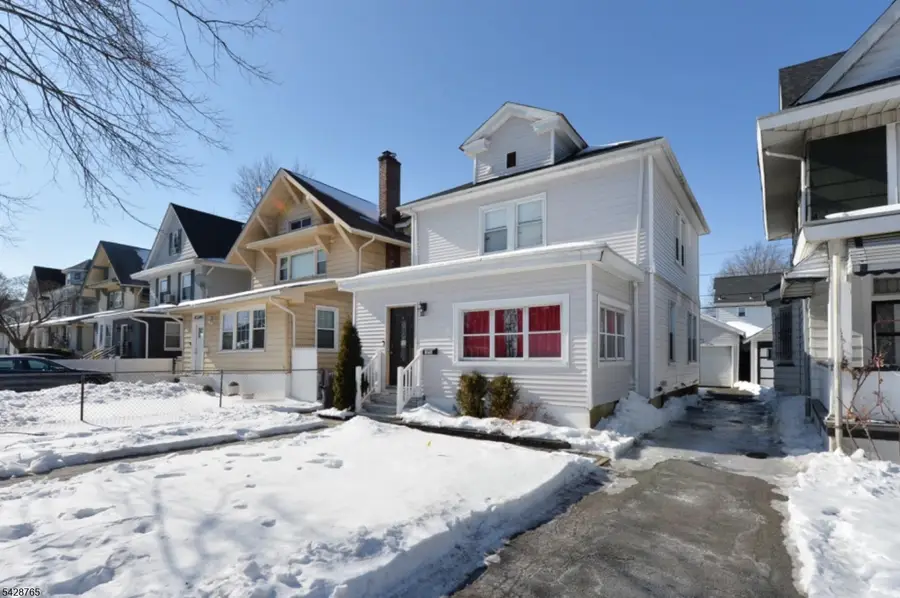 171 Ampere Pkwy, Ampere North, NJ 07003 - #2
