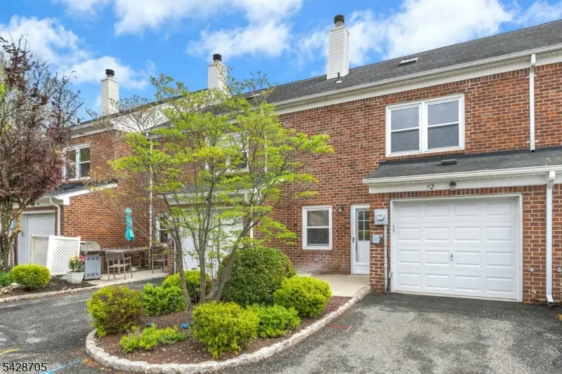 12 Harwich Ct, Scotch Plains, NJ 07076 - #2