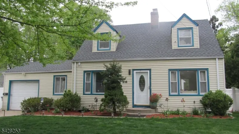 815 Mountain Ave, Bound Brook, NJ 08805 - #1