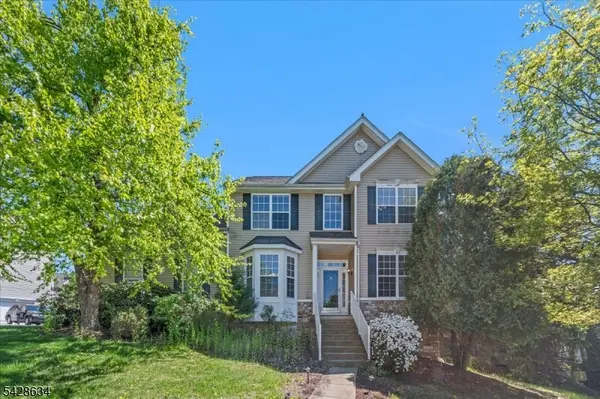 31 Winding Hill Dr, Mount Olive Twp., NJ 07840
