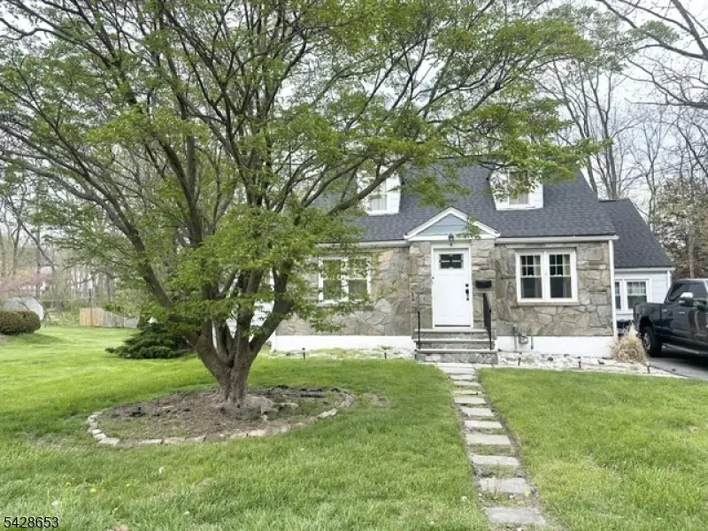 4 W Nelson St, Newton, NJ 07860 - #1