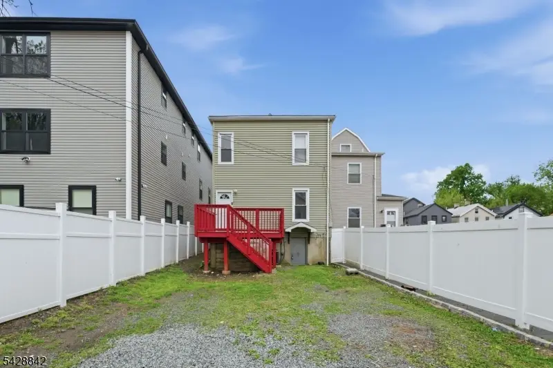 74 Hamilton St, East Orange, NJ 07017 - #3