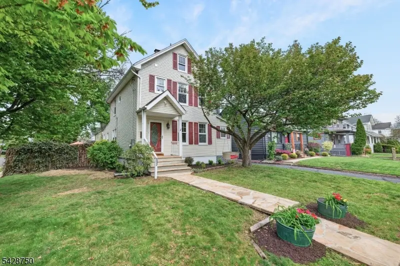 322 Madison Ave, Dunellen, NJ 08812 - #1