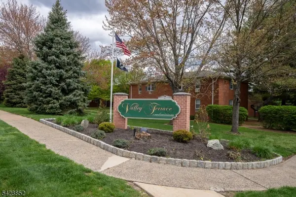 1152 Valley Rd #2B, Wayne Twp., NJ 07470