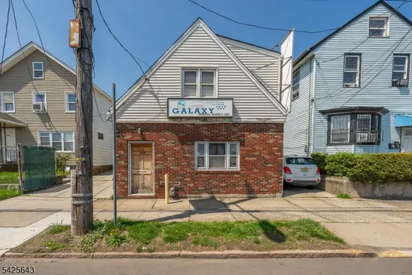 528 Spring St #3, Elizabeth City, NJ 07201