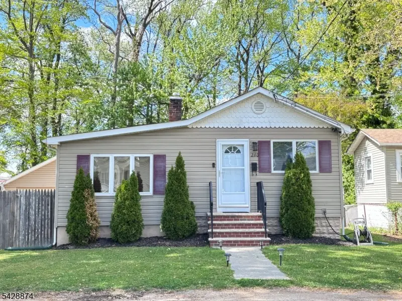 260 Greenwood Dr, Laurence Harbor, NJ 07735 - #1