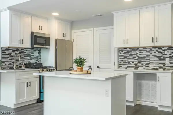 5 Gray Rock Dr #4, Vernon Twp., NJ 07462