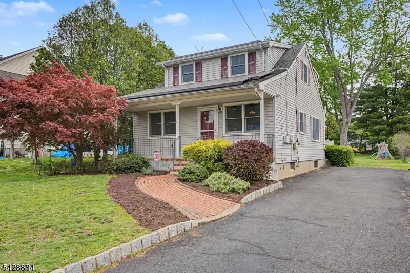 99 Oak St, Bradley Gardens, NJ 08807 - #2