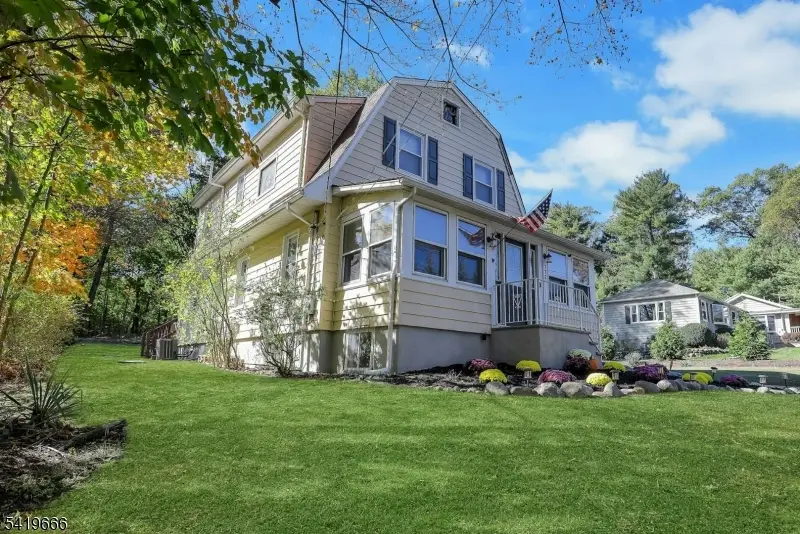 172 Yawpo Ave, Oakland, NJ 07436 - #2