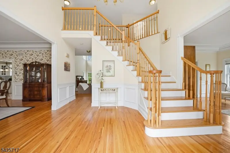 6 Wolfe Run Ct, Washington, NJ 07853 - #3