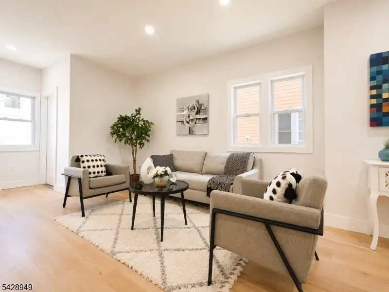 222 E 30th St, Paterson, NJ 07514 - #2
