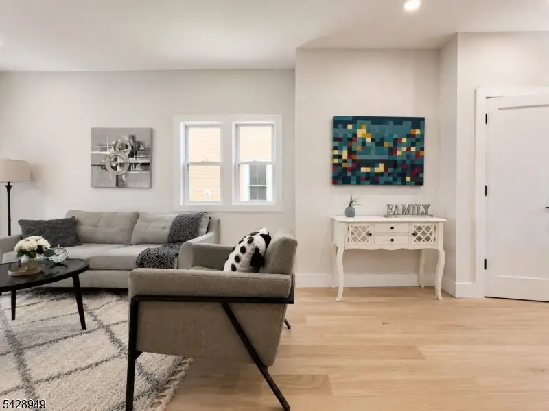 222 E 30th St, Paterson, NJ 07514 - #3