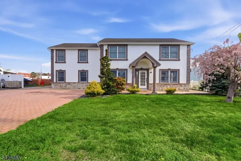 10 Minturn Rd, Toms River, NJ 08753 - #1