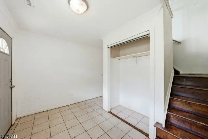 105 Berger St, Franklin, NJ 08873 - #3