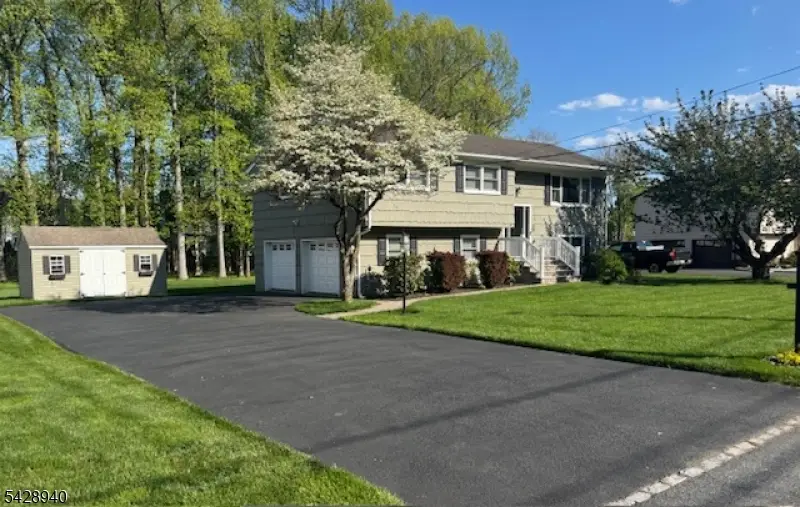 10 Cole Rd, Fairfield, NJ 07004 - #2