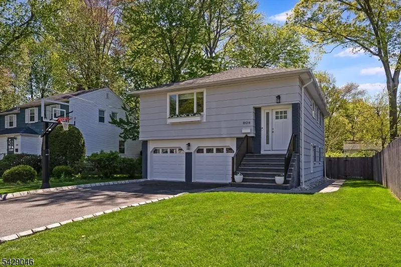 804 Coolidge St, Westfield, NJ 07090 - #2