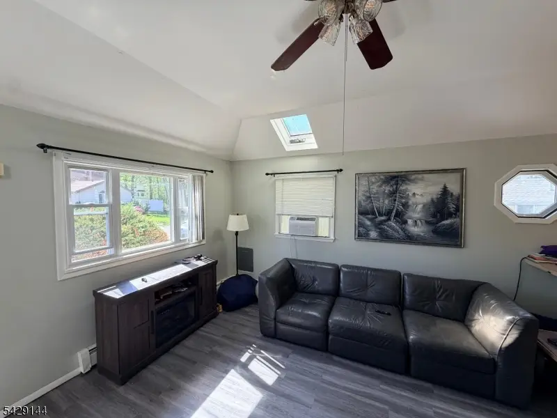 44 Salem Pl, Cliffwood, NJ 07721 - #3
