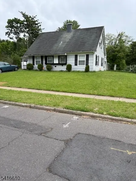 2 Budhollow Ln, Willingboro Twp., NJ 08046