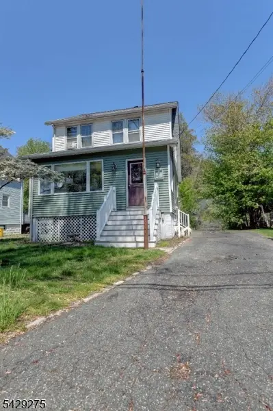 33 Ellice St, Lincoln Park, NJ 07035 - #1