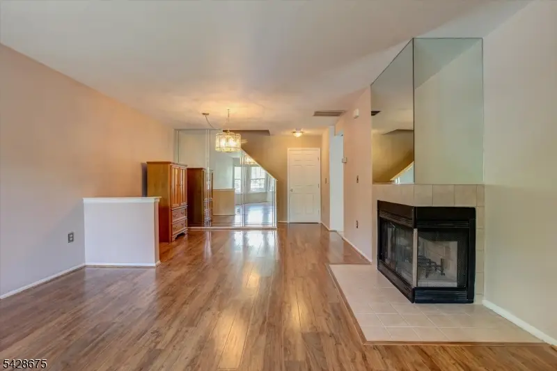11 Letts Ct, Sayreville, NJ 08872 - #3