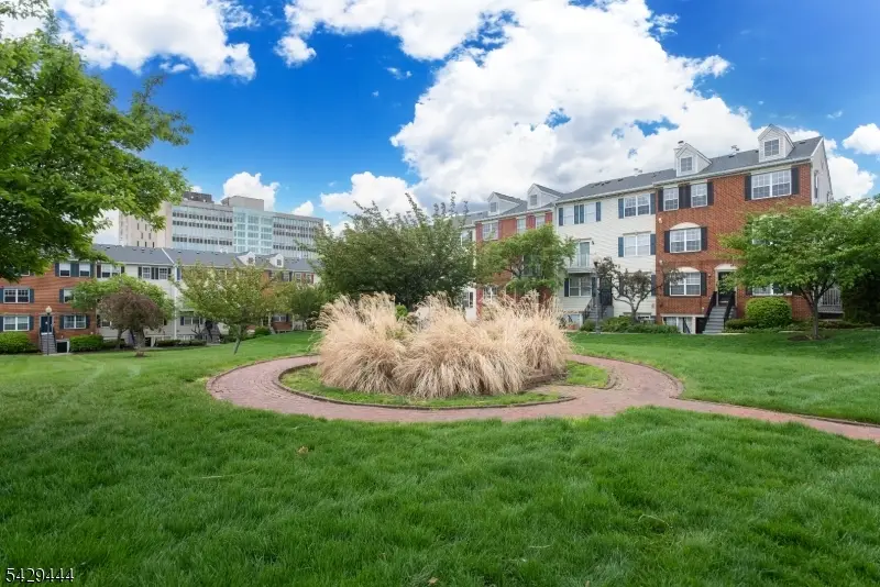 89 Vaughan Dr #89, Newark, NJ 07103 - #2