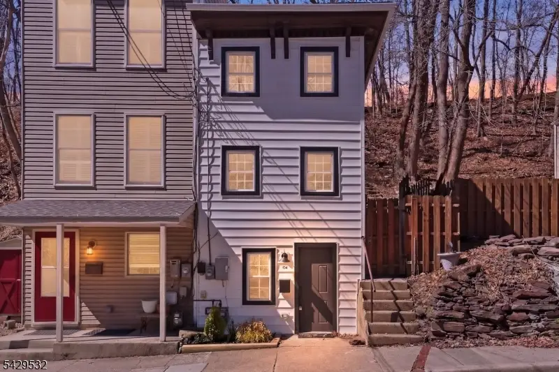 164 York St, Lambertville, NJ 08530 - #1