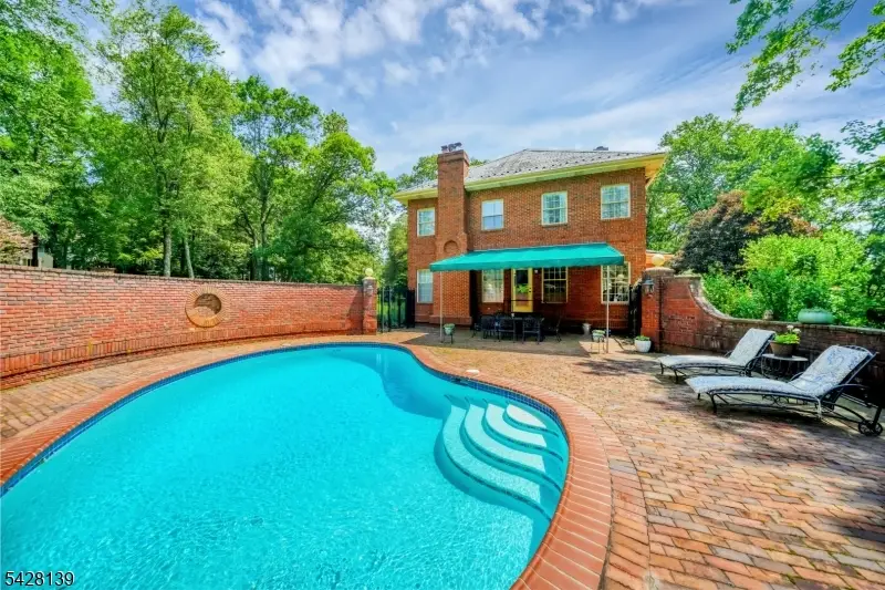 8 Chestnut St, Washington, NJ 07853 - #3