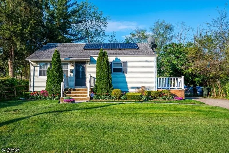 174 Runyon Ave, Franklin, NJ 08873 - #1