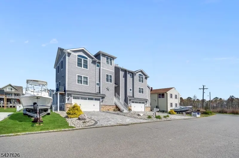 6 Capstan Rd, Ocean, NJ 08758 - #2