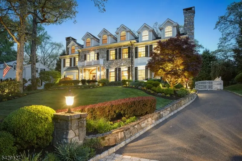 107 Huron Dr, Chatham, NJ 07928 - #2