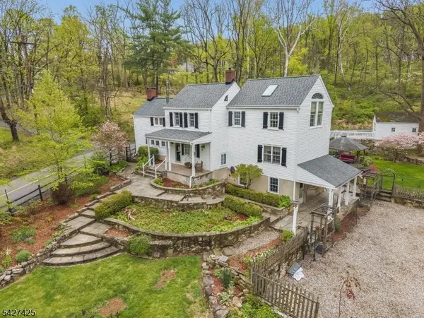 499 Shire Rd, Holland Twp., NJ 08848