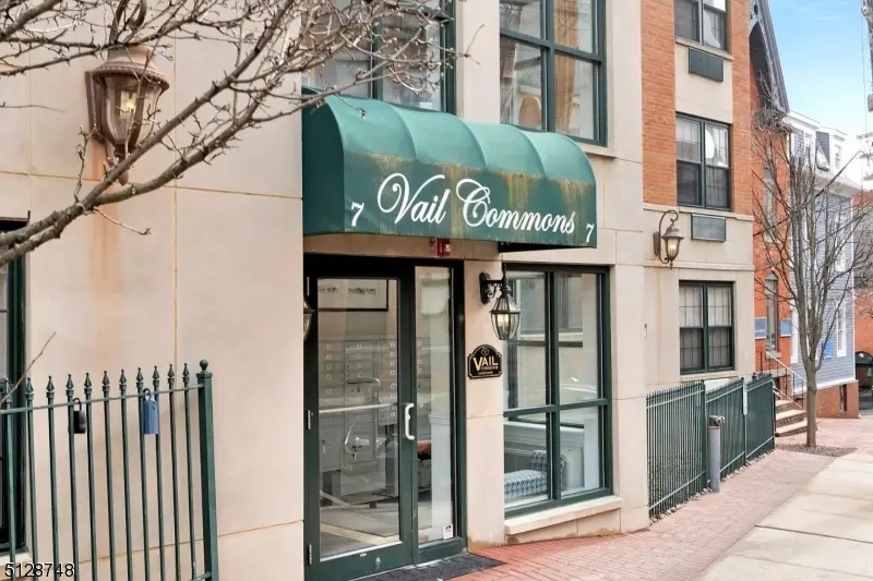 7 Prospect St Unit 303 #303, Morristown, NJ 07960 - #2