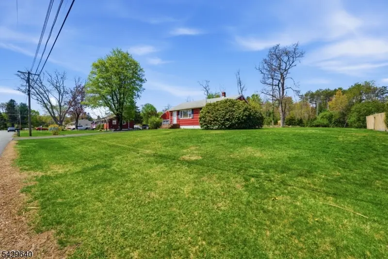 49 Heather Hills Dr, Oak Ridge, NJ 07438 - #3
