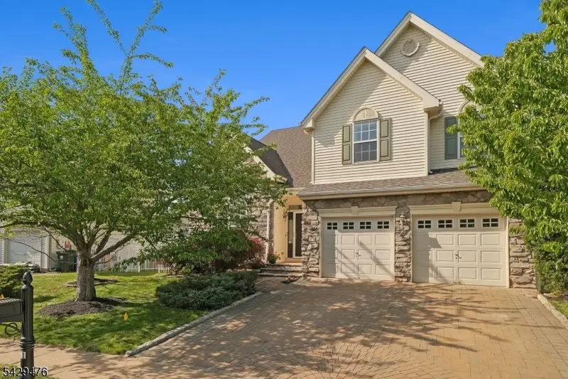 61 Shields Ln, Bradley Gardens, NJ 08807 - #1