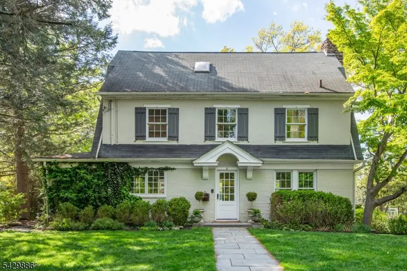 21 Fernwood Pl, Mountain Lakes, NJ 07046 - #3