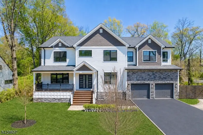 21 Kuntz Ave, Berkeley Heights, NJ 07922 - #1