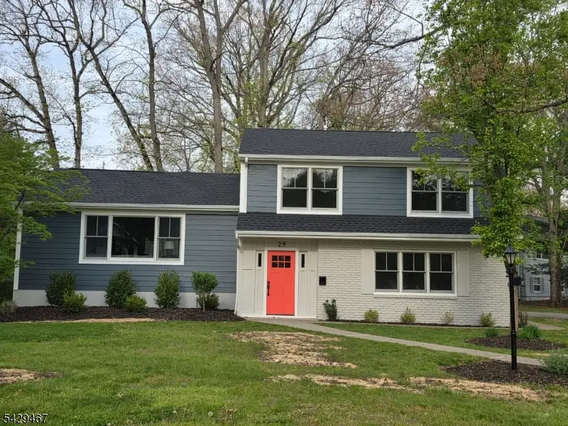 29 Heron Rd, Livingston, NJ 07039 - #1