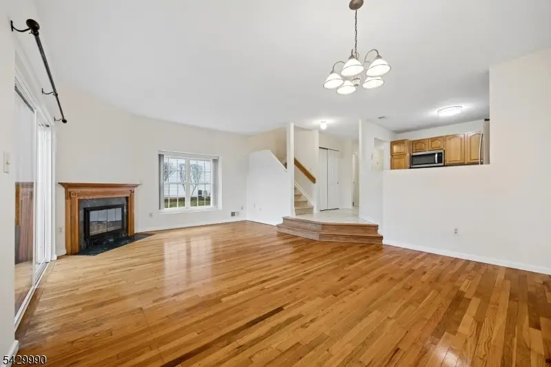 35 Maple Ln, Mount Arlington, NJ 07856 - #3