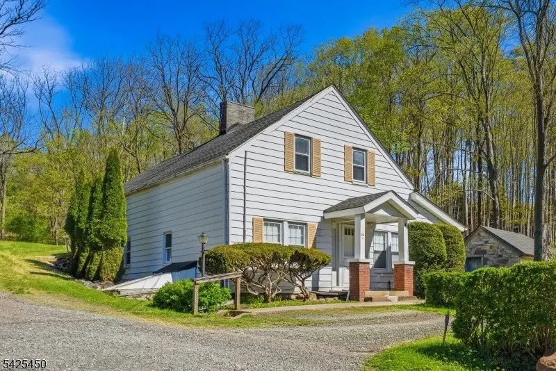 56 Main St, Peapack And Gladstone, NJ 07977 - #2
