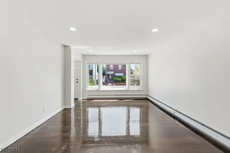 325 Schley St, Newark, NJ 07112 - #2
