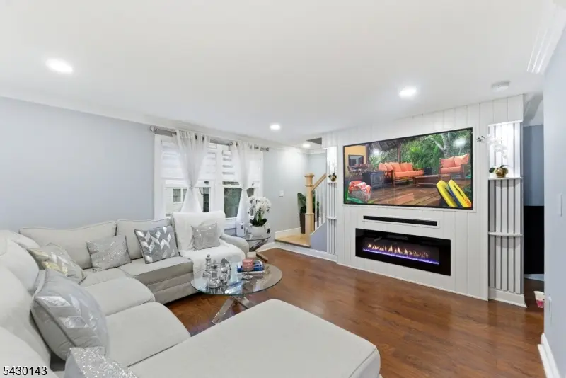 80 Summer St #13, Passaic, NJ 07055 - #1