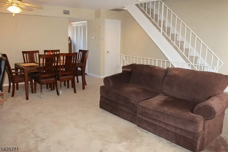 8 Leary Ave Unit G, Bloomingdale, NJ 07403 - #2