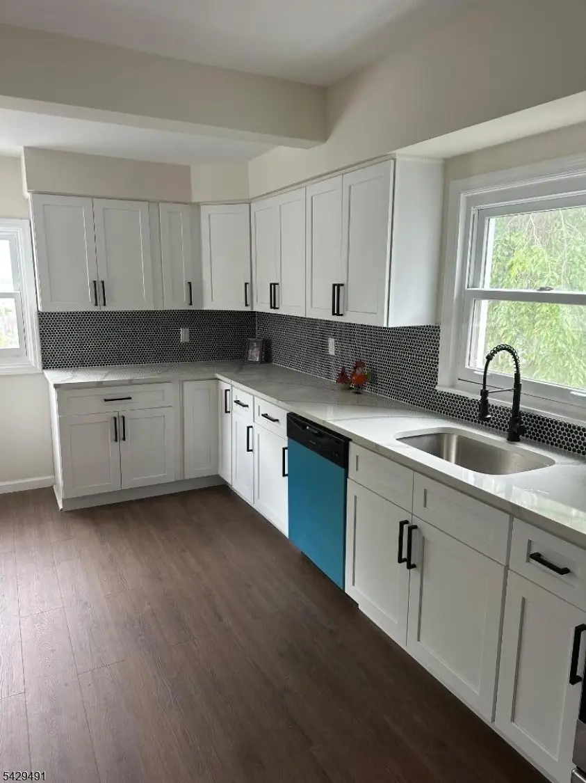 724 3rd St, Lyndhurst, NJ 07071 - #3