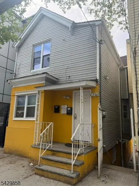 78 Garside St, Newark, NJ 07104 - #1