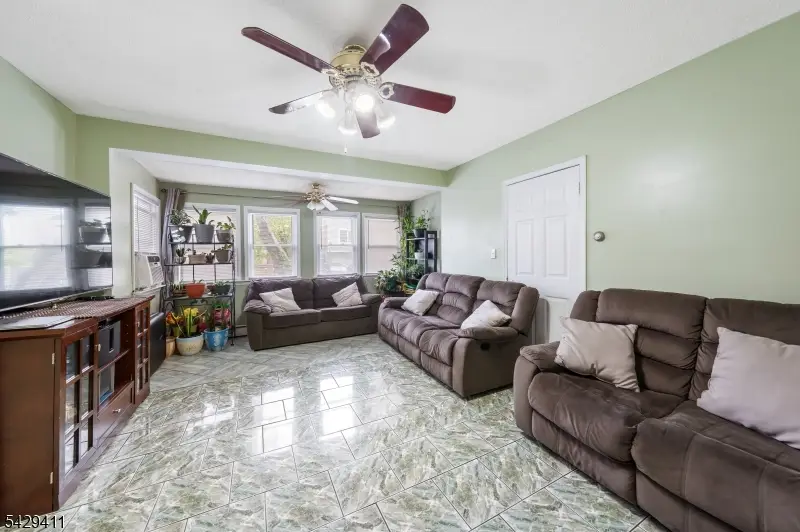 242 Franklin St, Elizabethport, NJ 07206 - #2